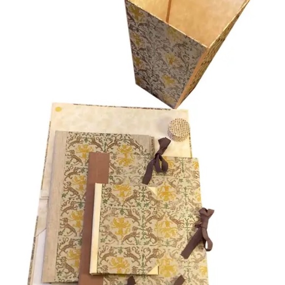 Handmade Italian bookbinders paper medieval gold/brown pattern office organizer
